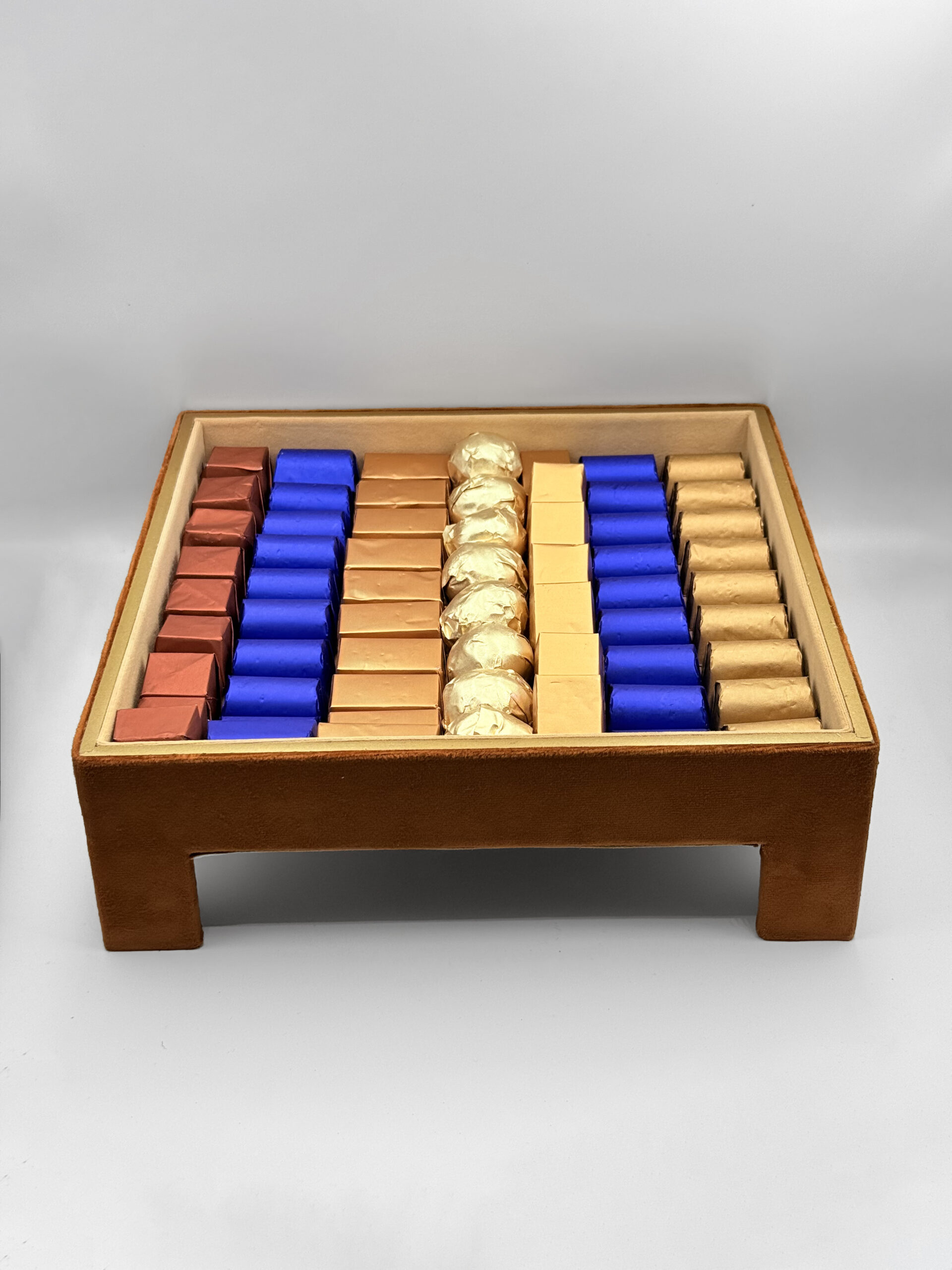 Plateau CHOCOLATE Carré Moyen 1KG | Assortiment & Réception Plateau CHOCOLATE Carré Moyen 1KG | Assortiment & Réception